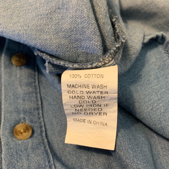 Brandy Melville Peyton Denim Cropped Button Up - Picture 7 of 7